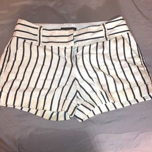 Express Midi Low Rose Shorts Linen Blend